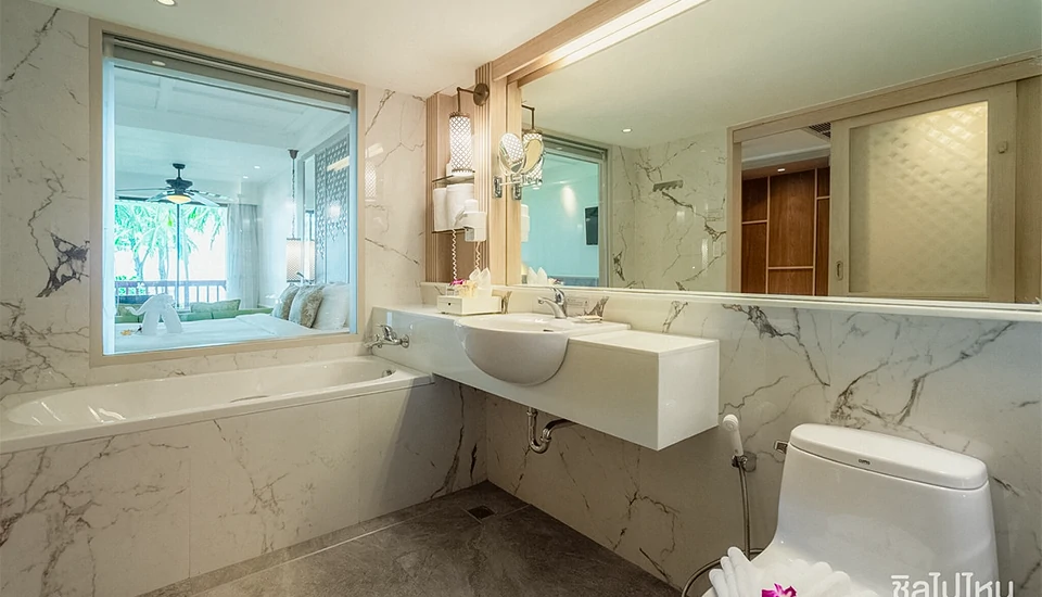 هتل کاتاتانی بیچ ریزورت پوکت